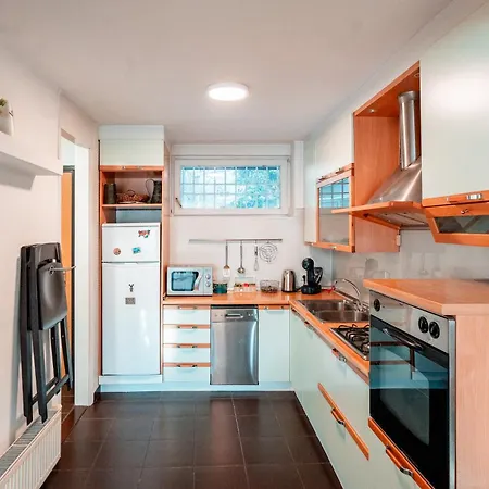 Maisonette In Heart Of *